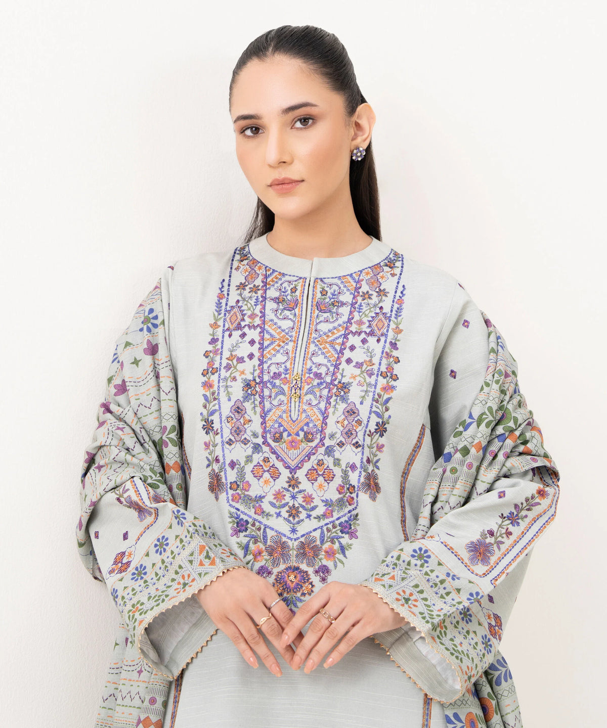 3 Piece - Embroidered Light Khaddar Suit