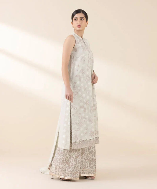 3 Piece - Embroidered Jacquard Suit