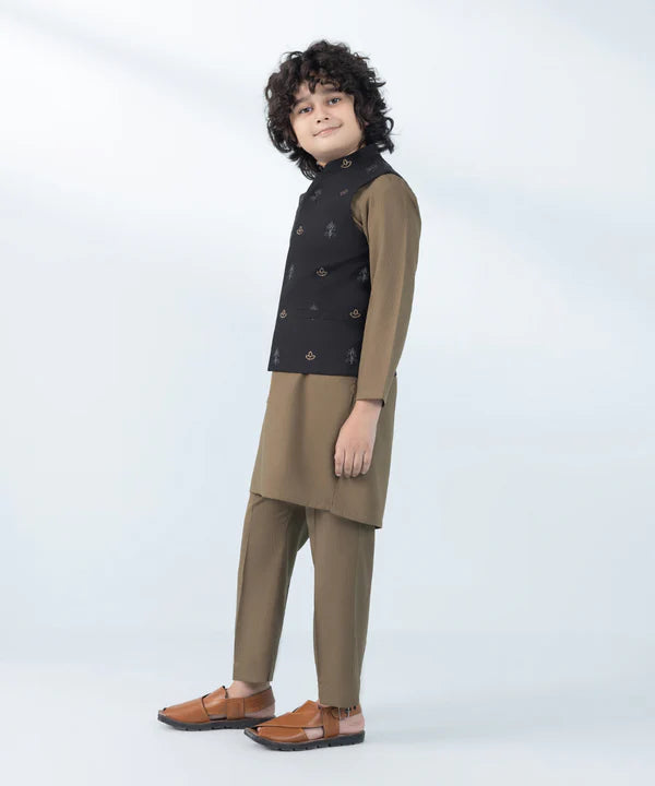 Embroidered Cambric Waistcoat