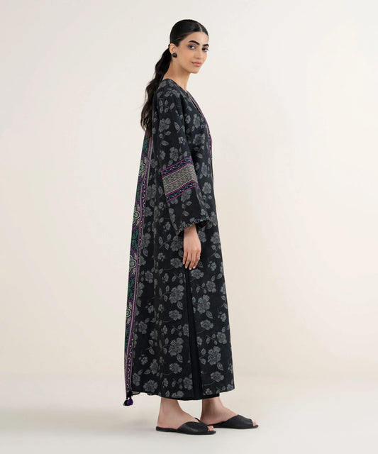 3 Piece - Printed Khaddar Suit