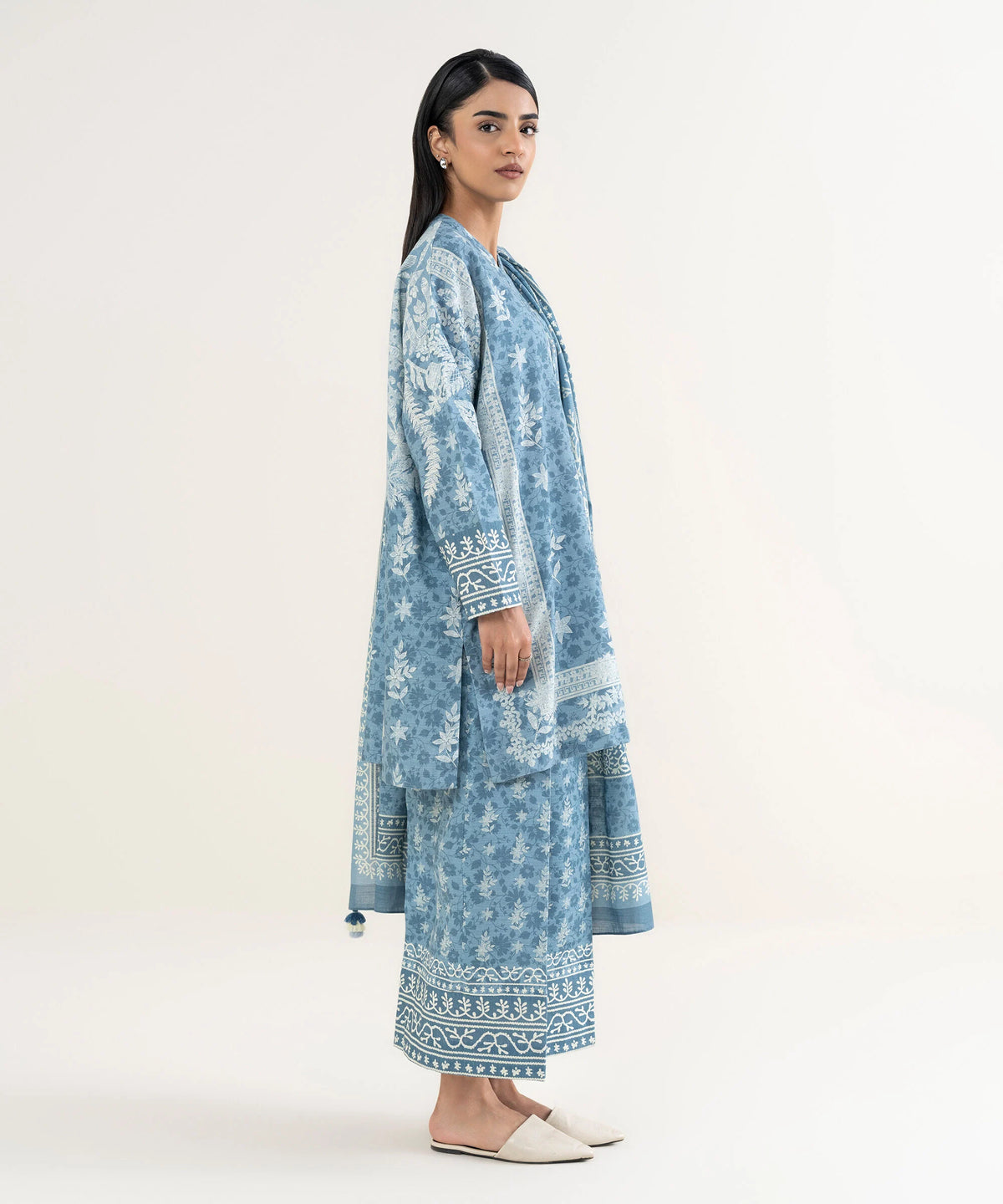 3 Piece - Printed Khaddar Suit