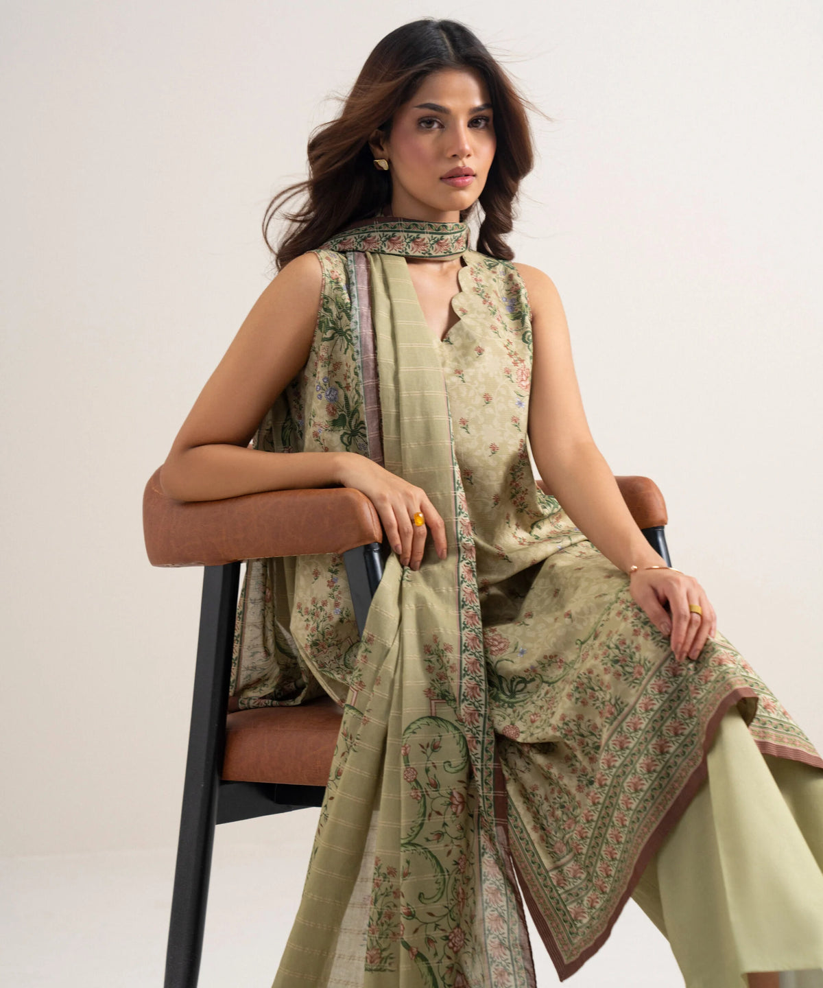 3 Piece - Printed Zari Lawn Suit