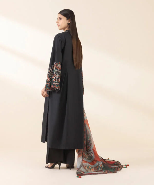 3 Piece - Embroidered Lawn Suit