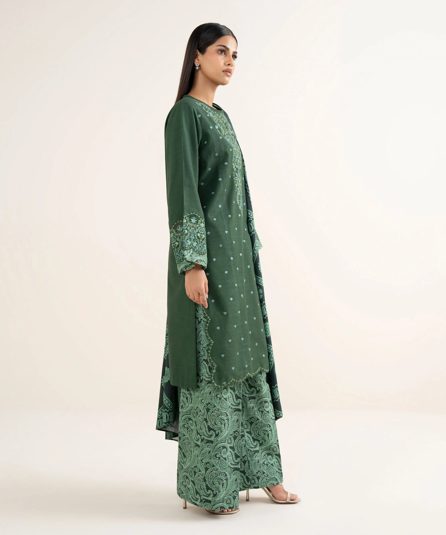 3 Piece - Embroidered Khaddar Suit