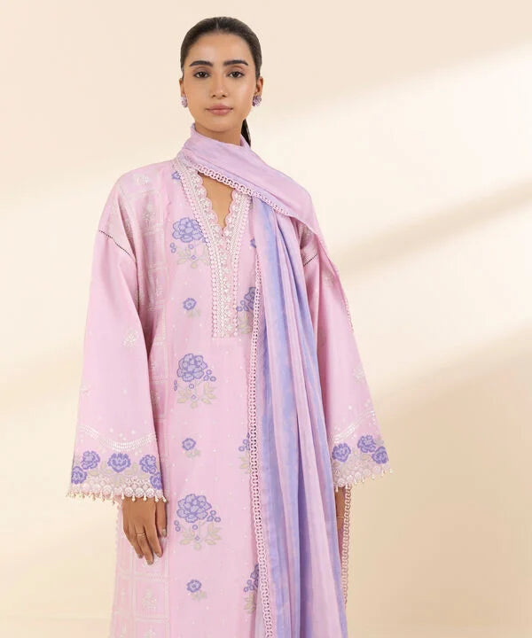 3 Piece - Embroidered Lawn Suit