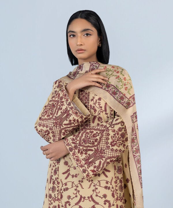 3 Piece - Embroidered Lawn Suit`