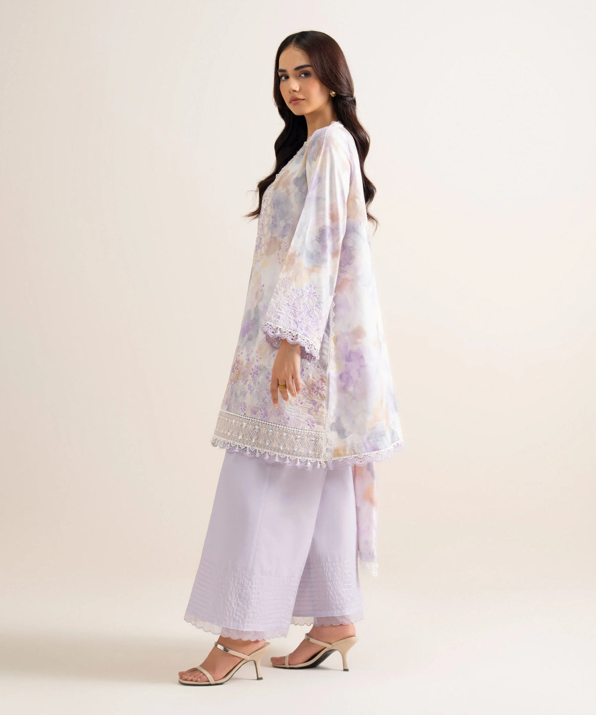 3 Piece - Embroidered Lawn Suit