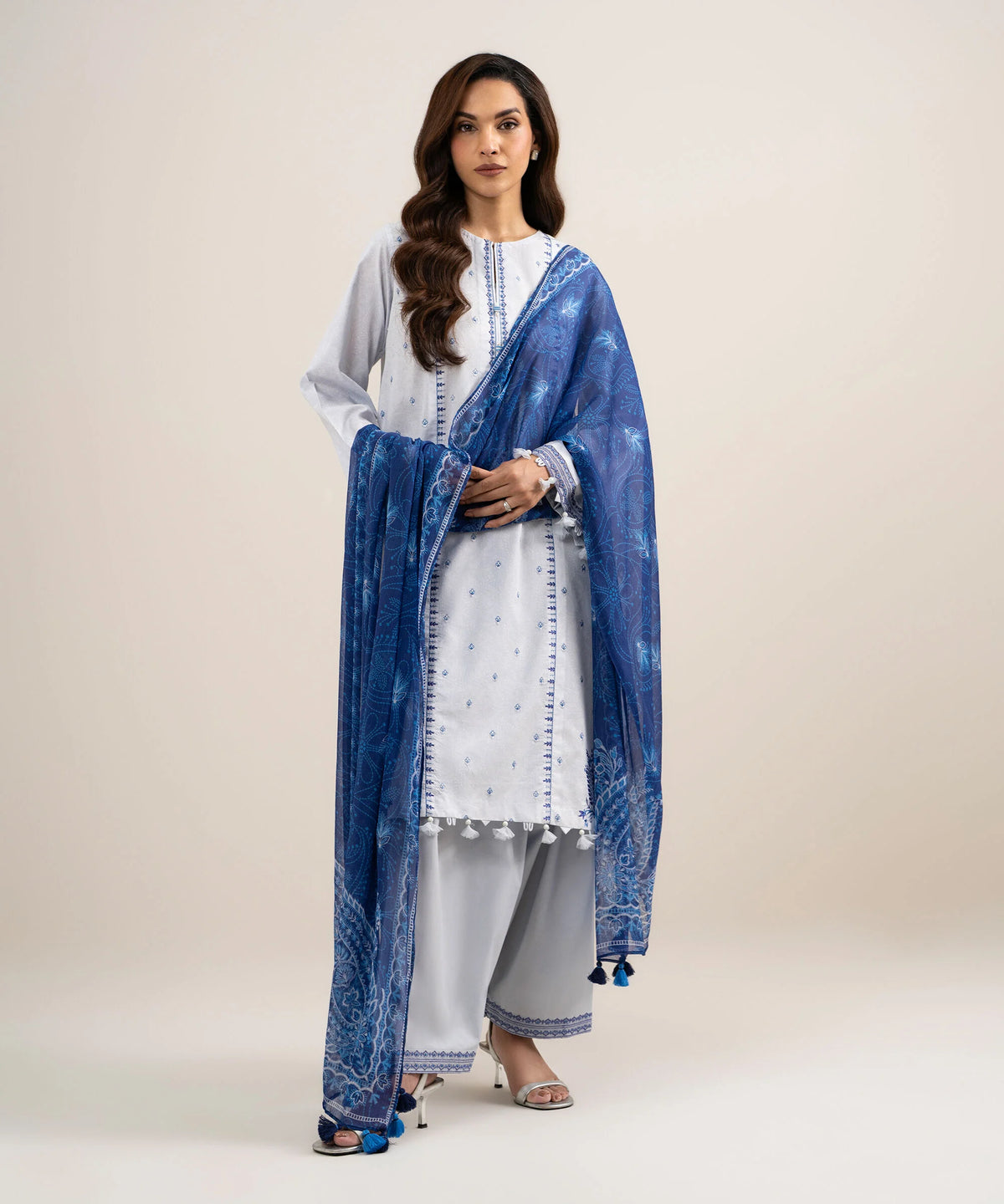 3 Piece - Embroidered Lawn Suit