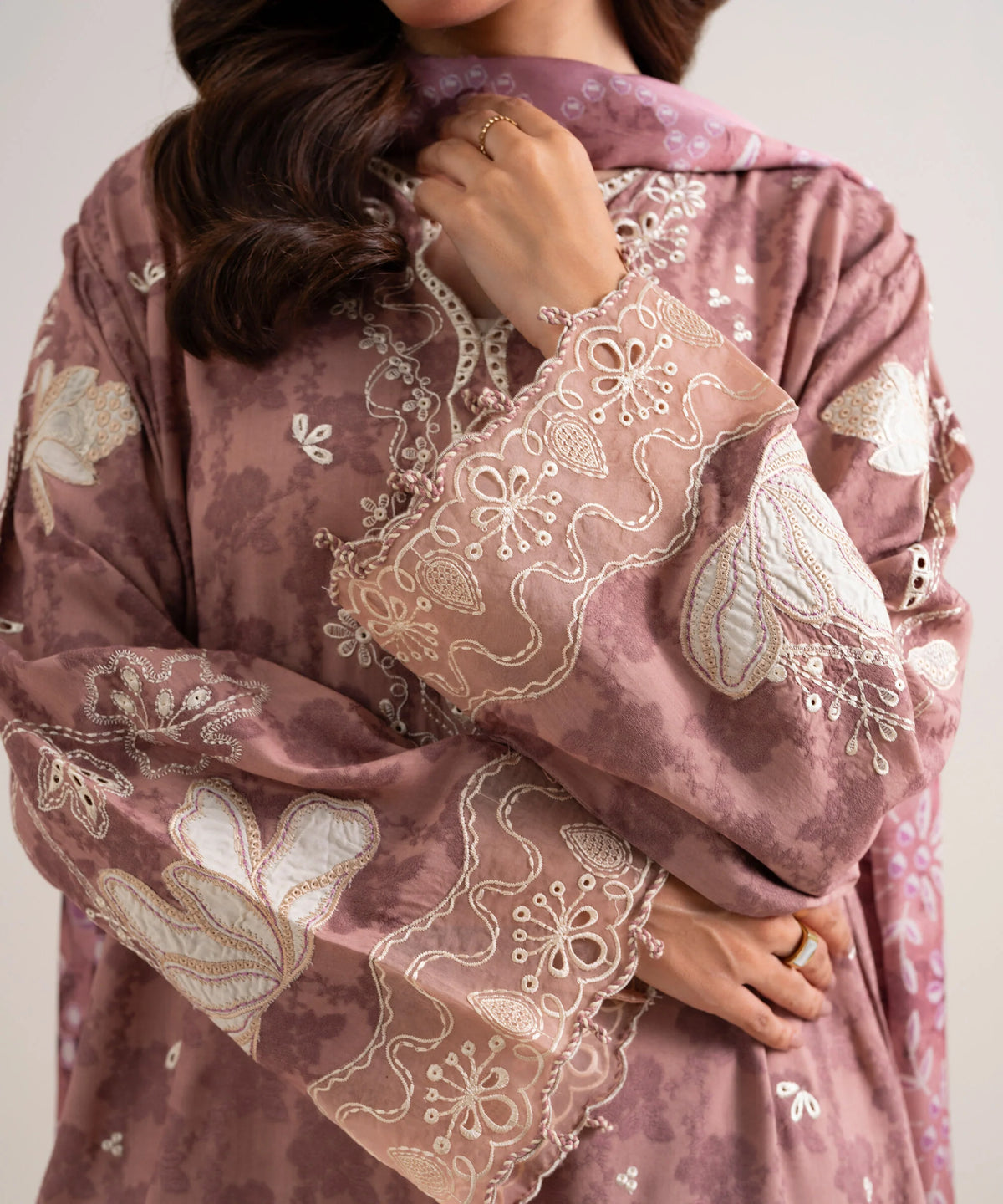 3 Piece - Embroidered Jacquard Suit