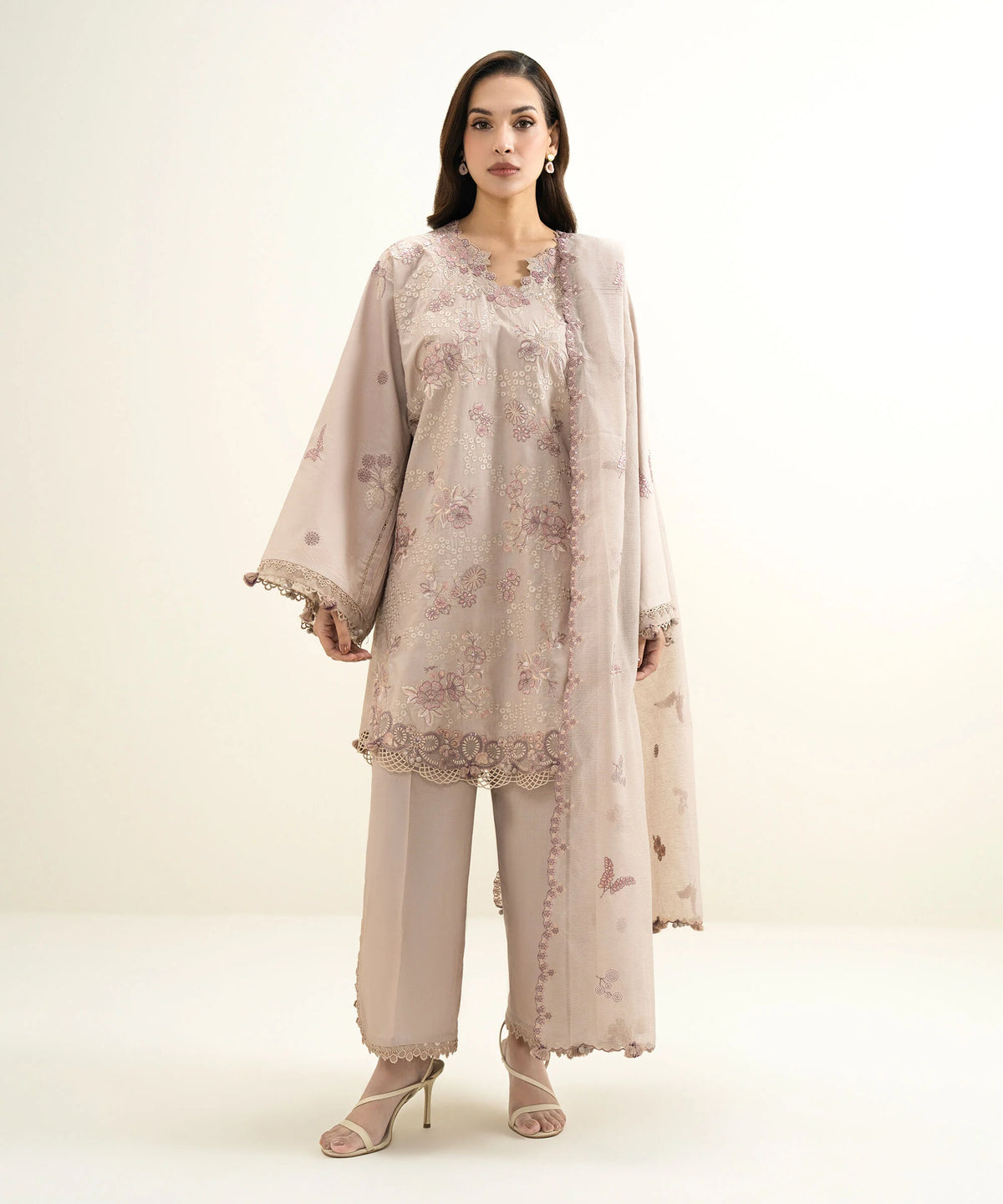3 Piece - Embroidered Lawn Suit