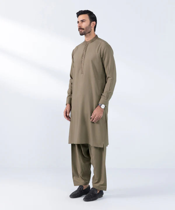 Embroidered Wash & Wear Suit
