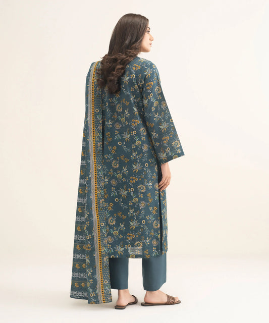3 Piece - Printed Khaddar Suit