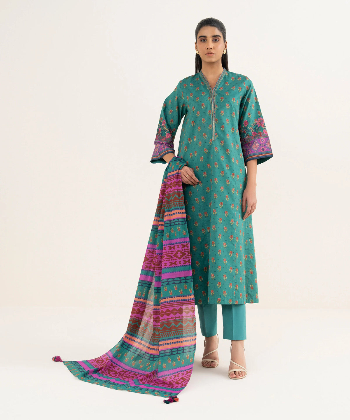 3 Piece - Embroidered Lawn Suit