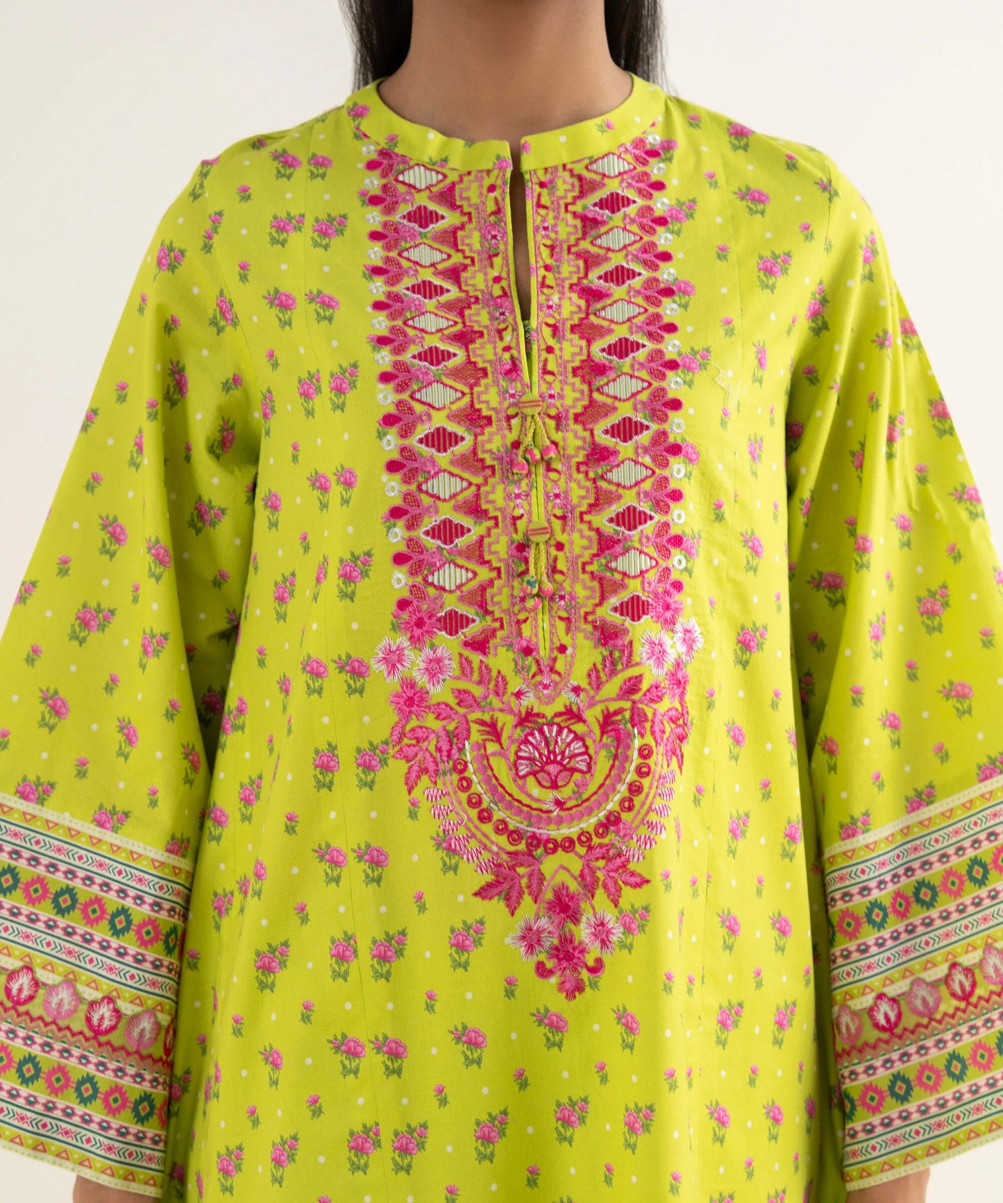3 Piece - Embroidered Lawn Suit