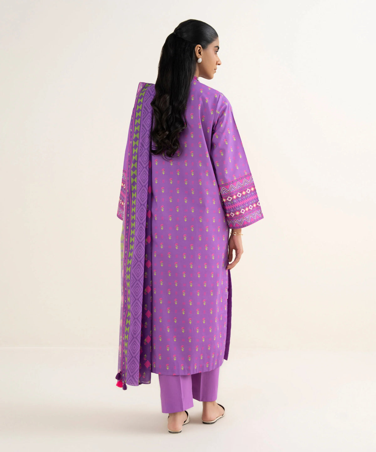 3 Piece - Embroidered Lawn Suit