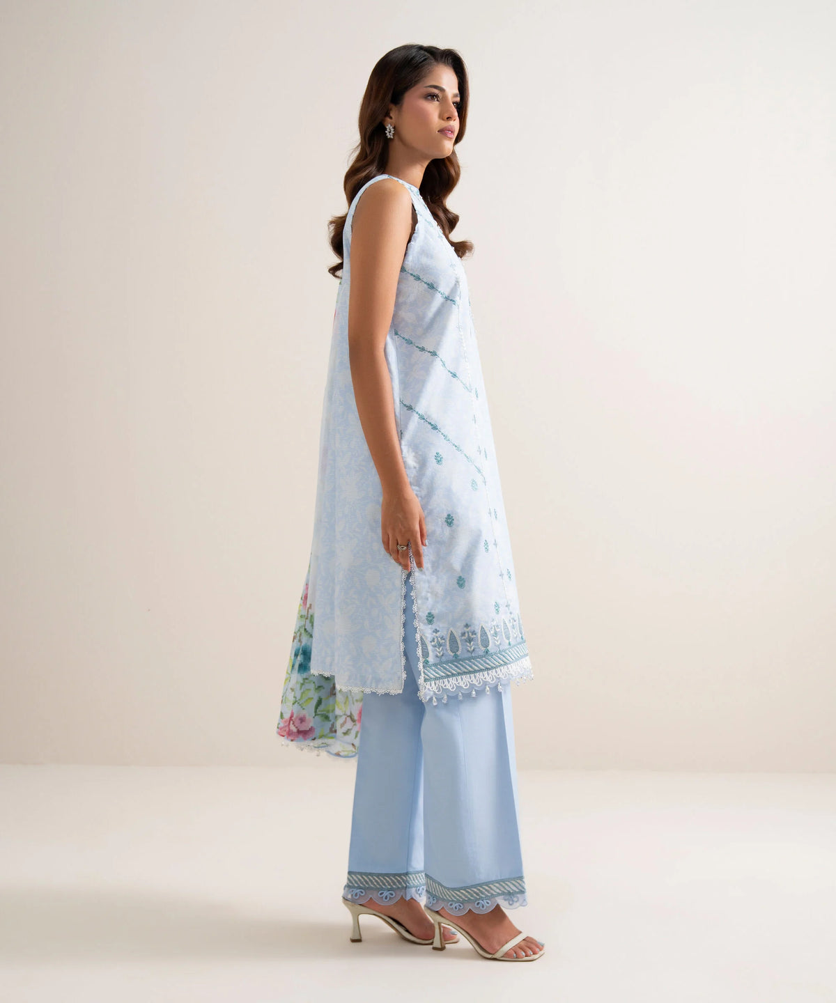 3 Piece - Embroidered Zari Cotton Suit