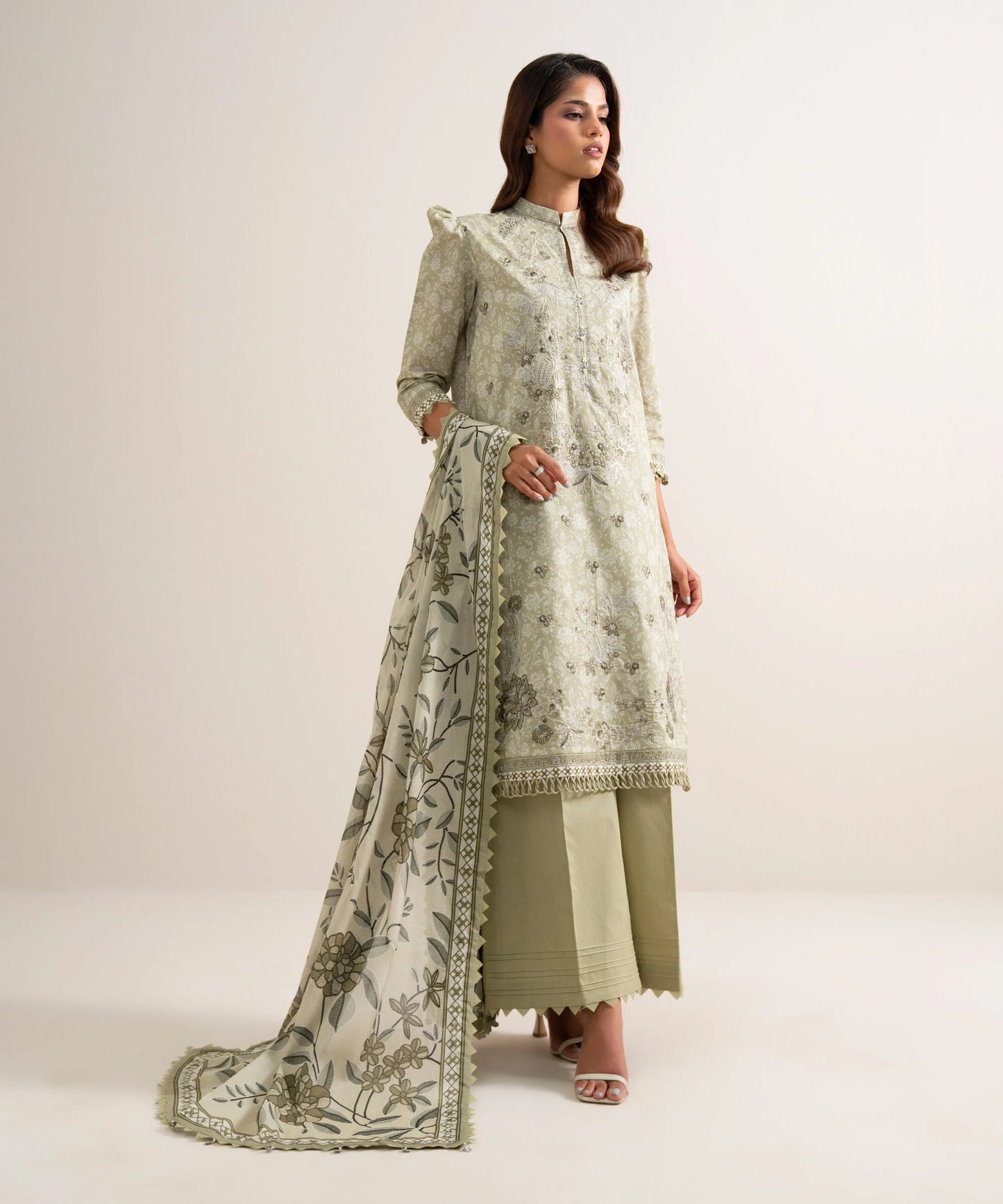 3 Piece - Embroidered Lawn Suit