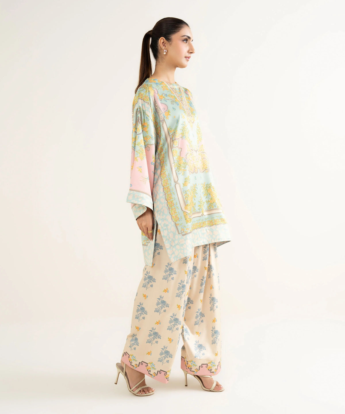 2 Piece - Printed Silk Suit