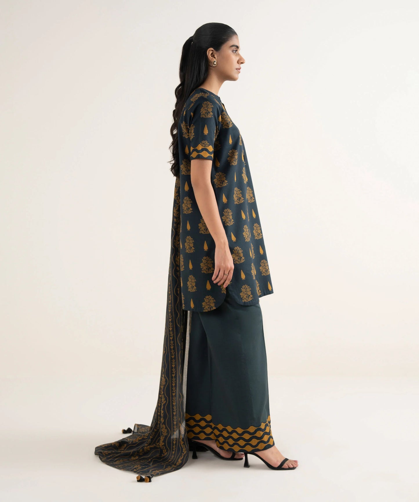 2 Piece - Printed Lawn Suit