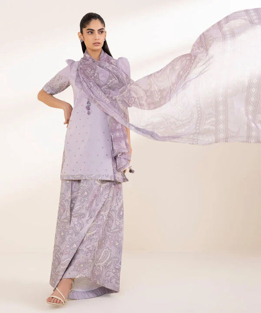 3 Piece - Embroidered Lawn Suit