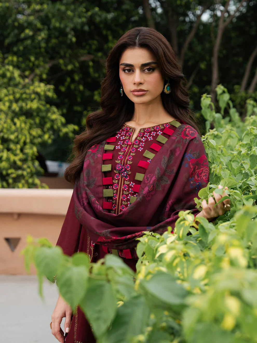 3 Piece Khaddar Suit-Embroidered (Unstitched)