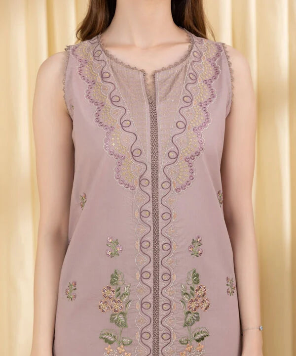 3 Piece - Embroidered Lawn Suit