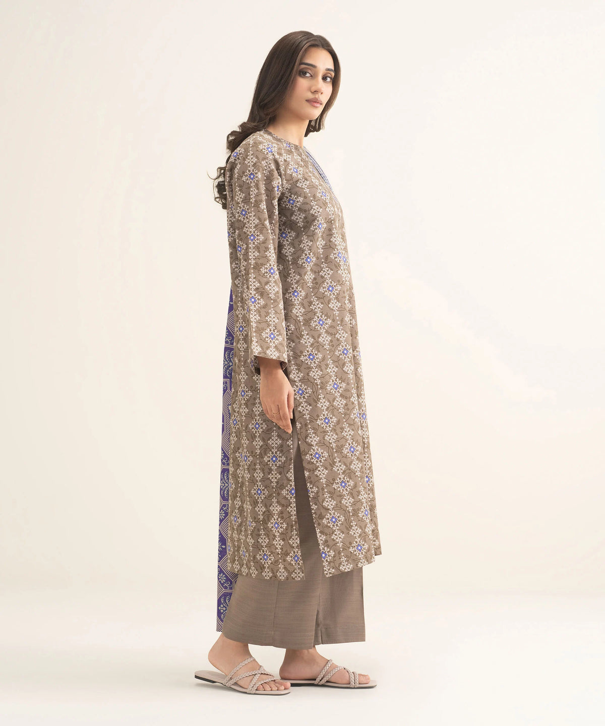 3 Piece - Printed Khaddar Suit