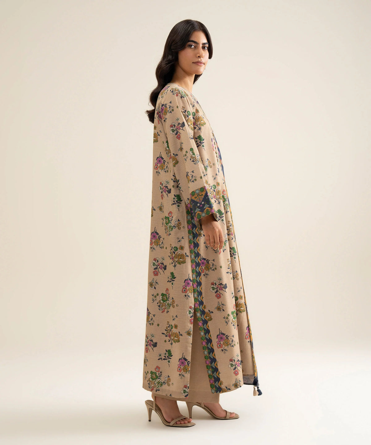 3 Piece - Printed Premium Khaddar Suit