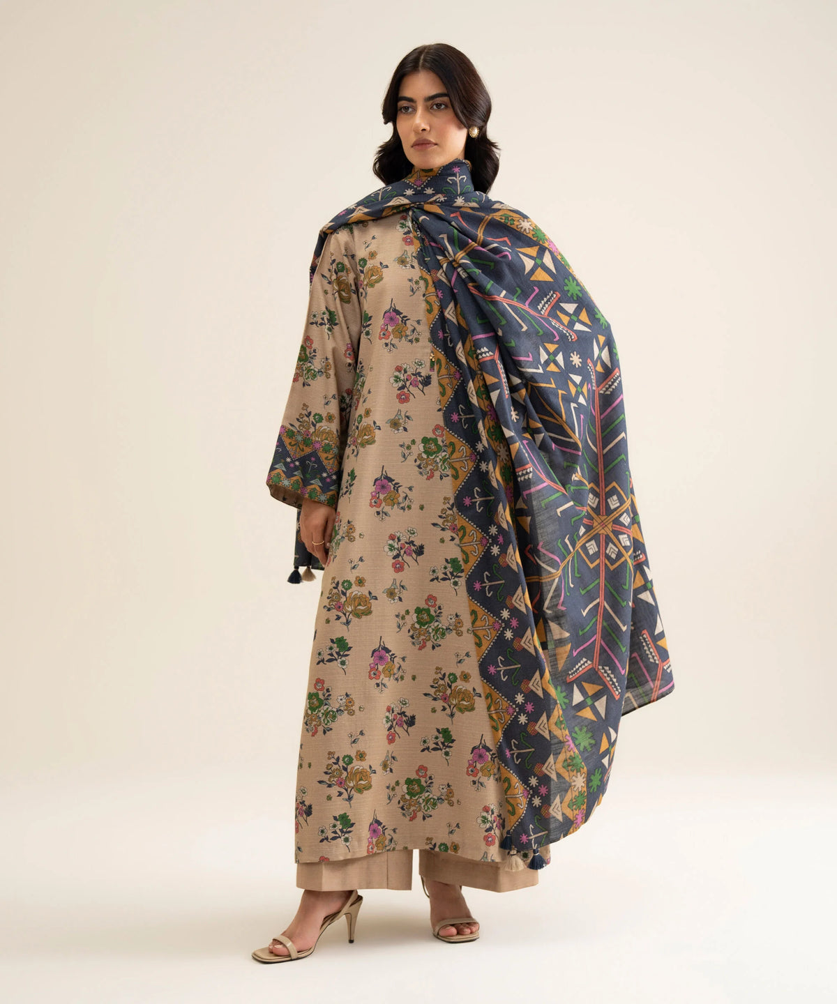 3 Piece - Printed Premium Khaddar Suit