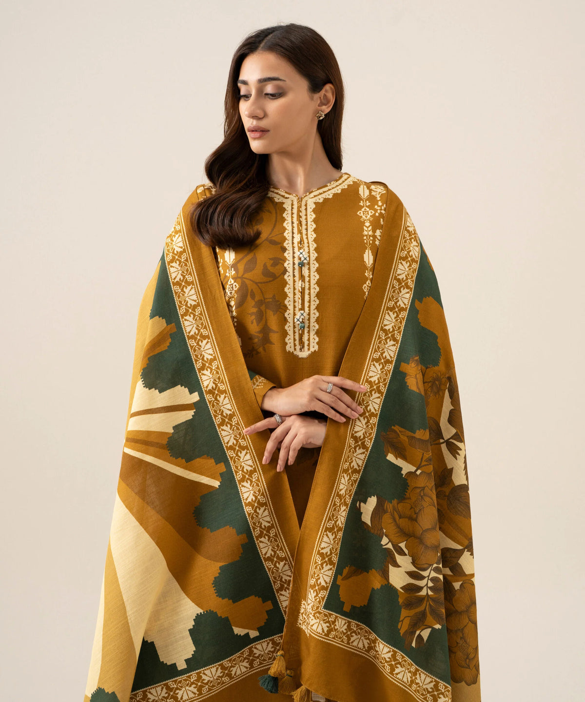3 Piece - Printed Light Khaddar Suit