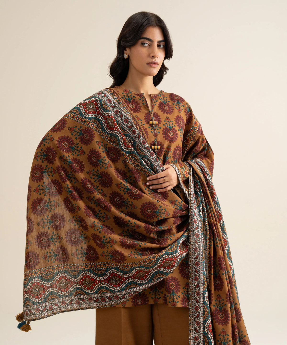 3 Piece - Printed Light Khaddar Suit