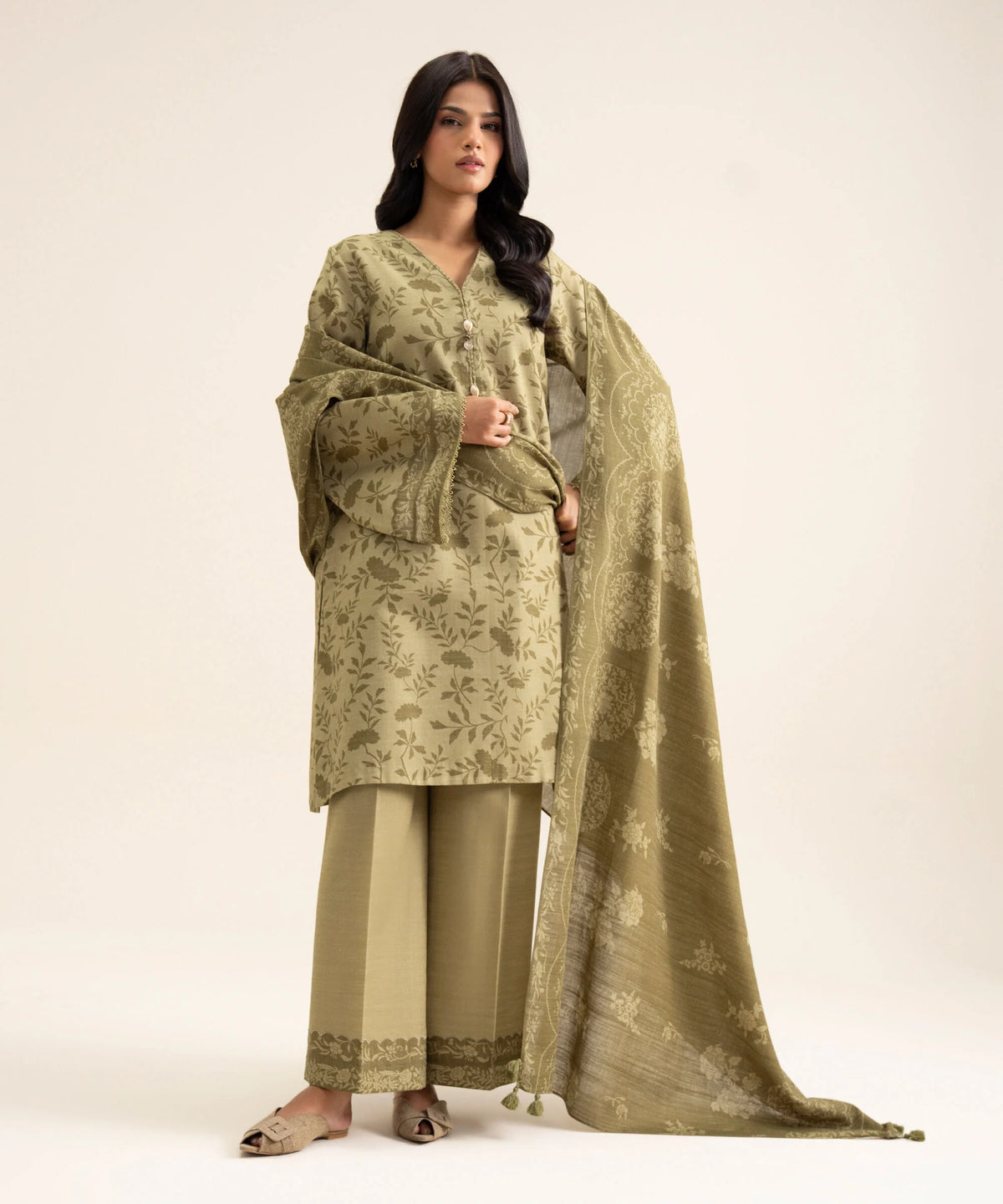 3 Piece - Printed Light Khaddar Suit