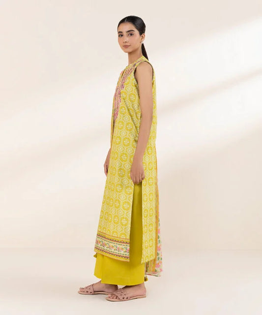 3 Piece - Embroidered Lawn Suit