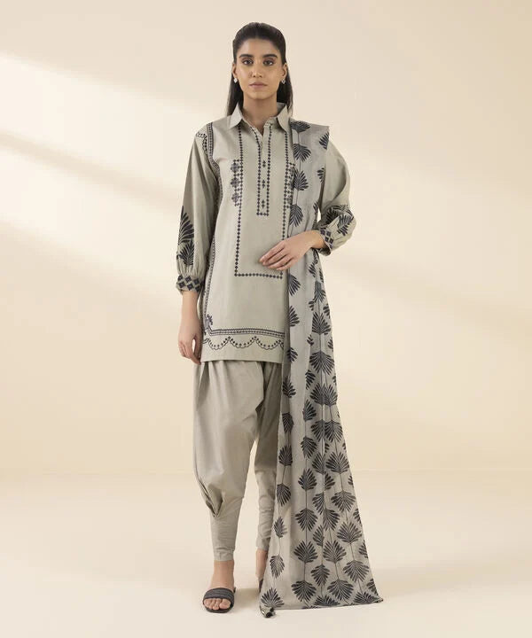 3 Piece - Embroidered Lawn Suit