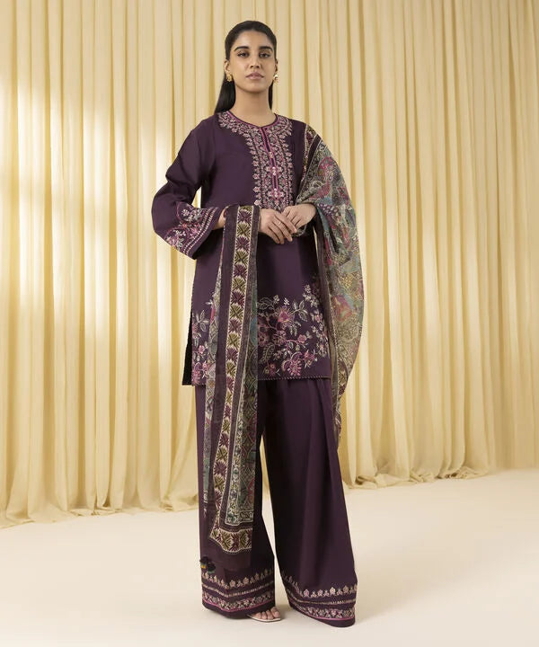 3 Piece - Embroidered Lawn Suit