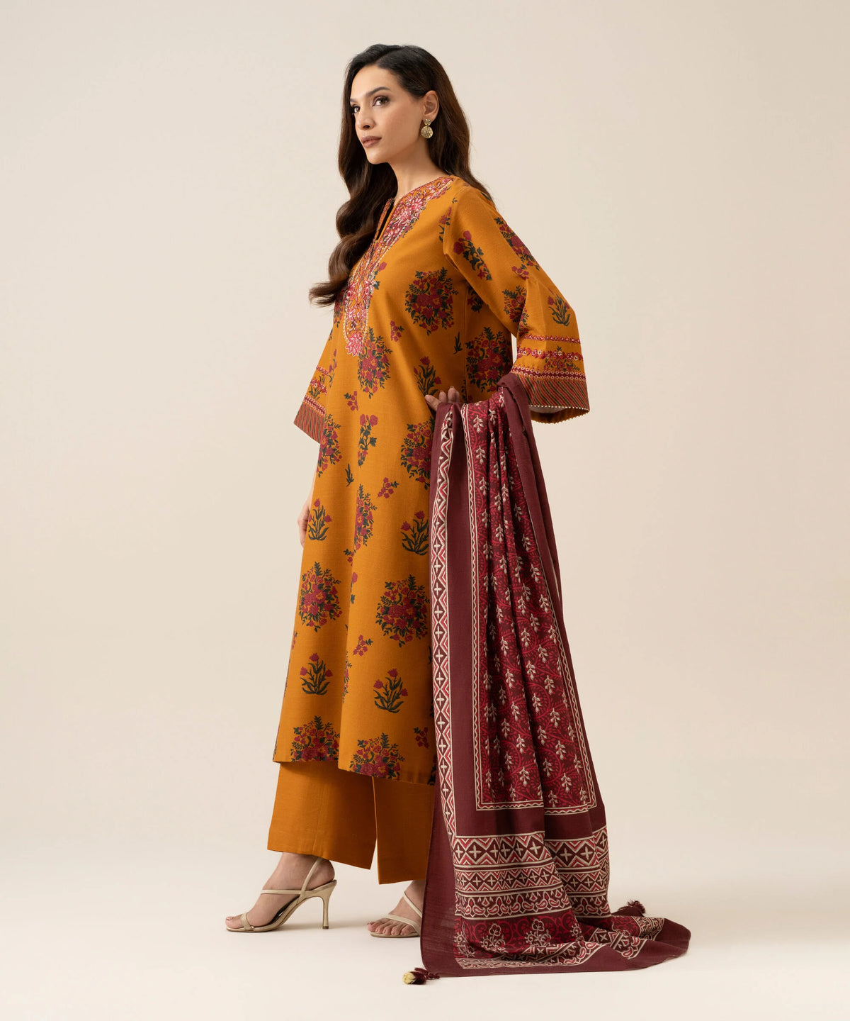 3 Piece - Embroidered Light Khaddar Suit