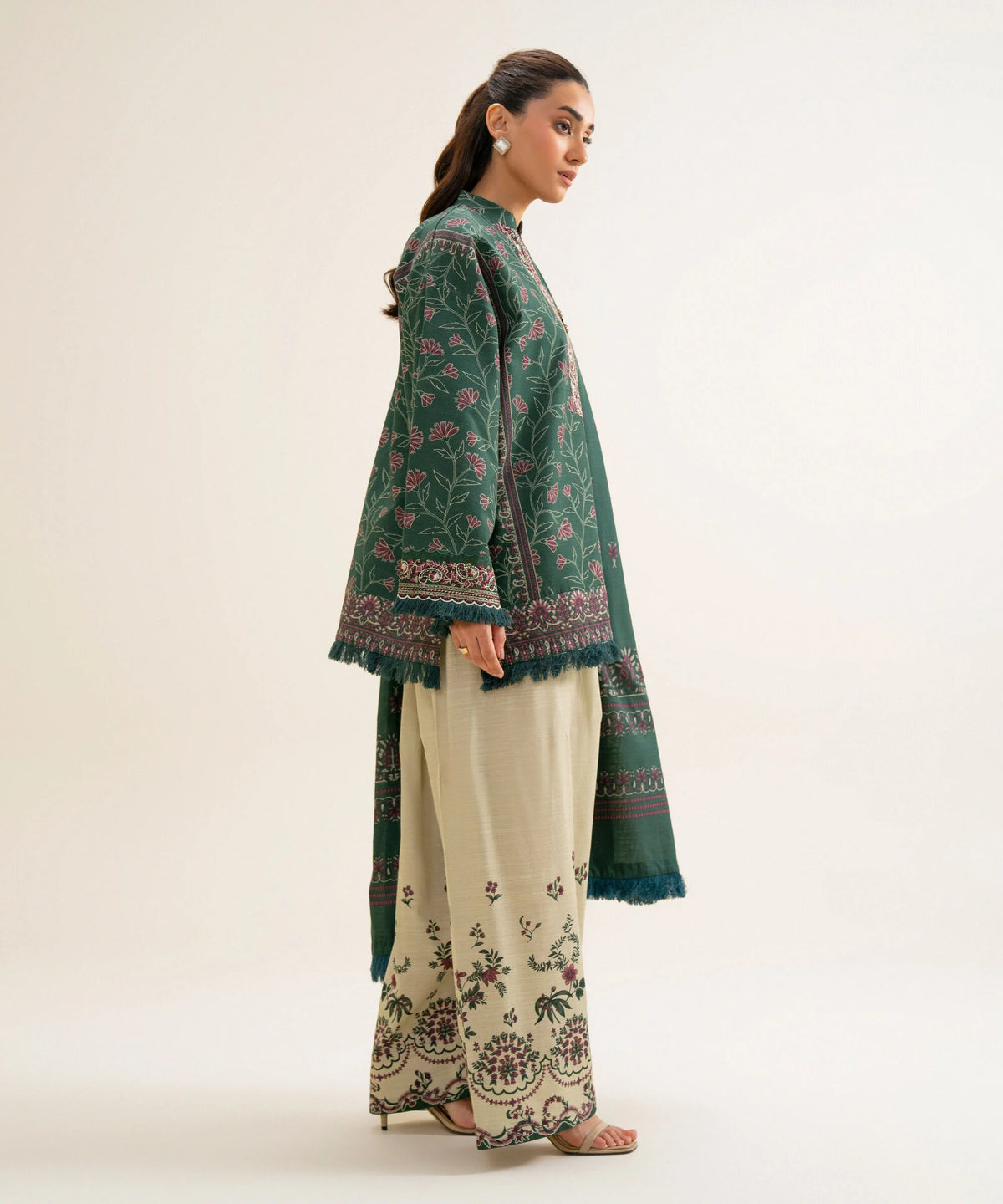 3 Piece - Embroidered Premium Khaddar Suit