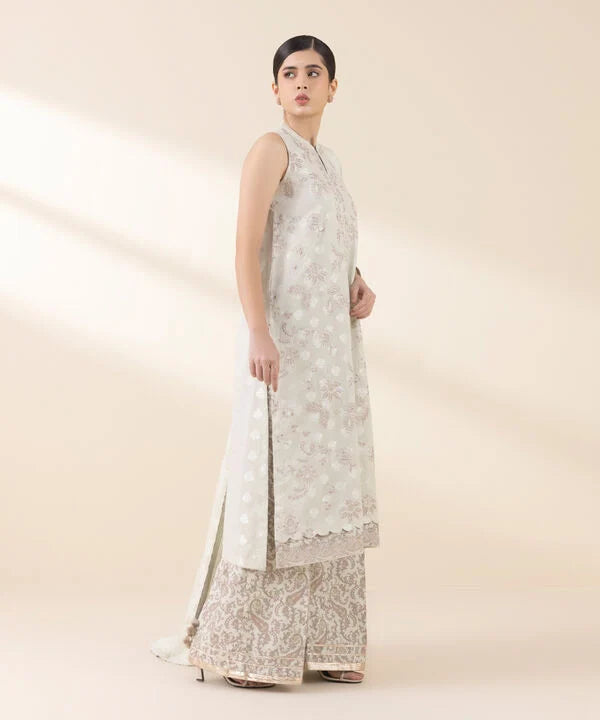 3 Piece - Embroidered Jacquard Suit