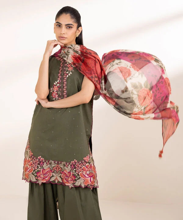 3 Piece - Embroidered Lawn Suit