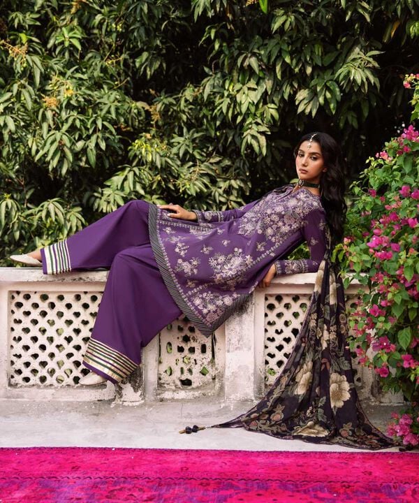 3 Piece - Embroidered Lawn Suit