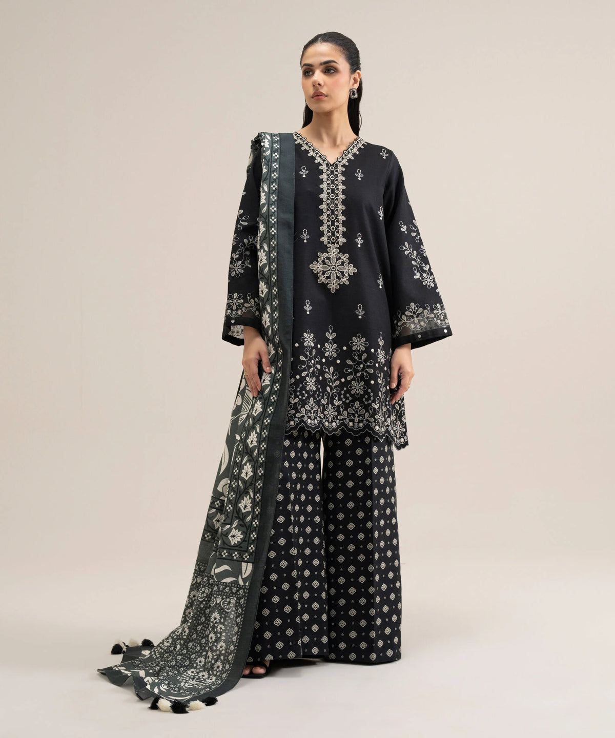 3 Piece - Embroidered Khaddar Suit