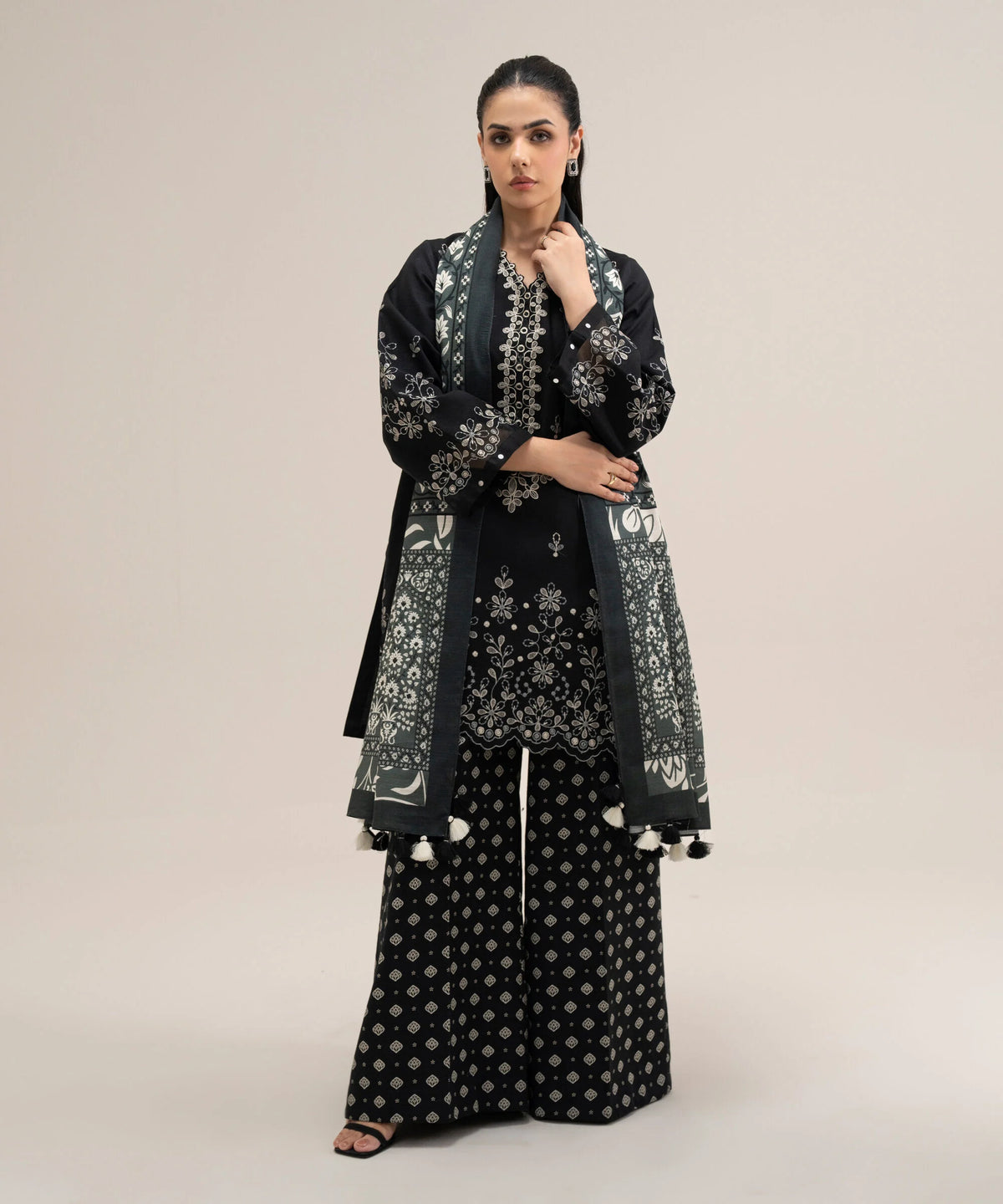 3 Piece - Embroidered Khaddar Suit