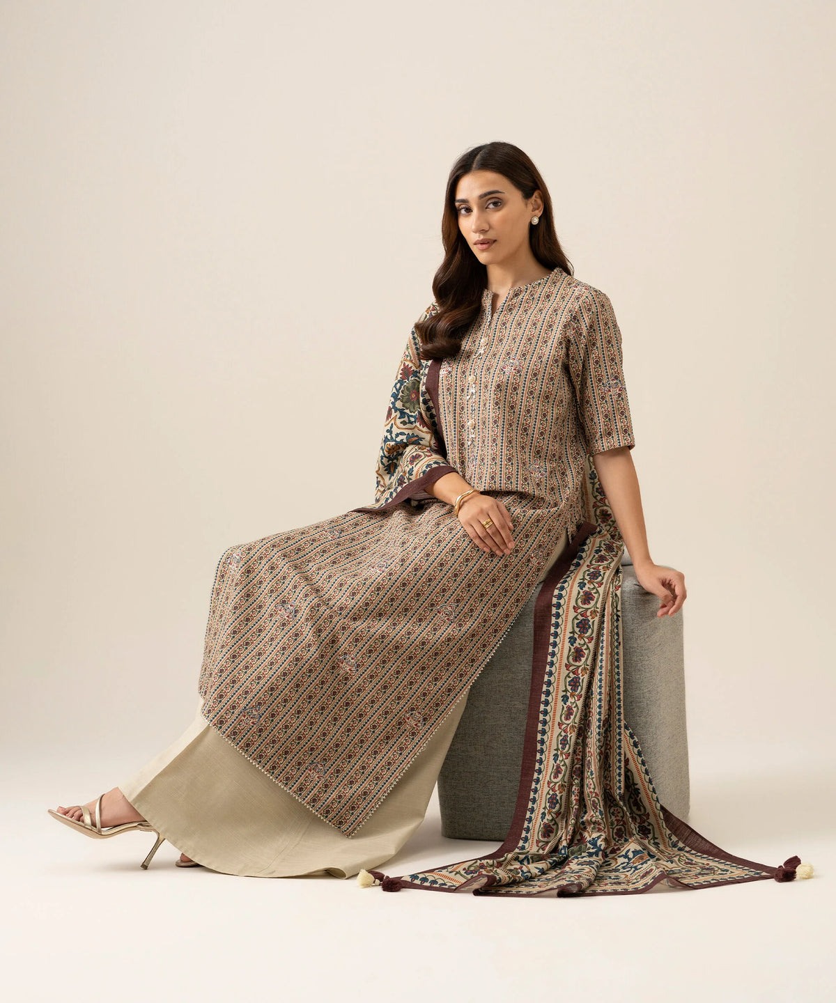 3 Piece - Embroidered Light Khaddar Suit