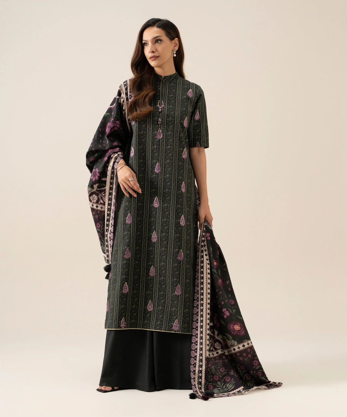 3 Piece - Embroidered Light Khaddar Suit