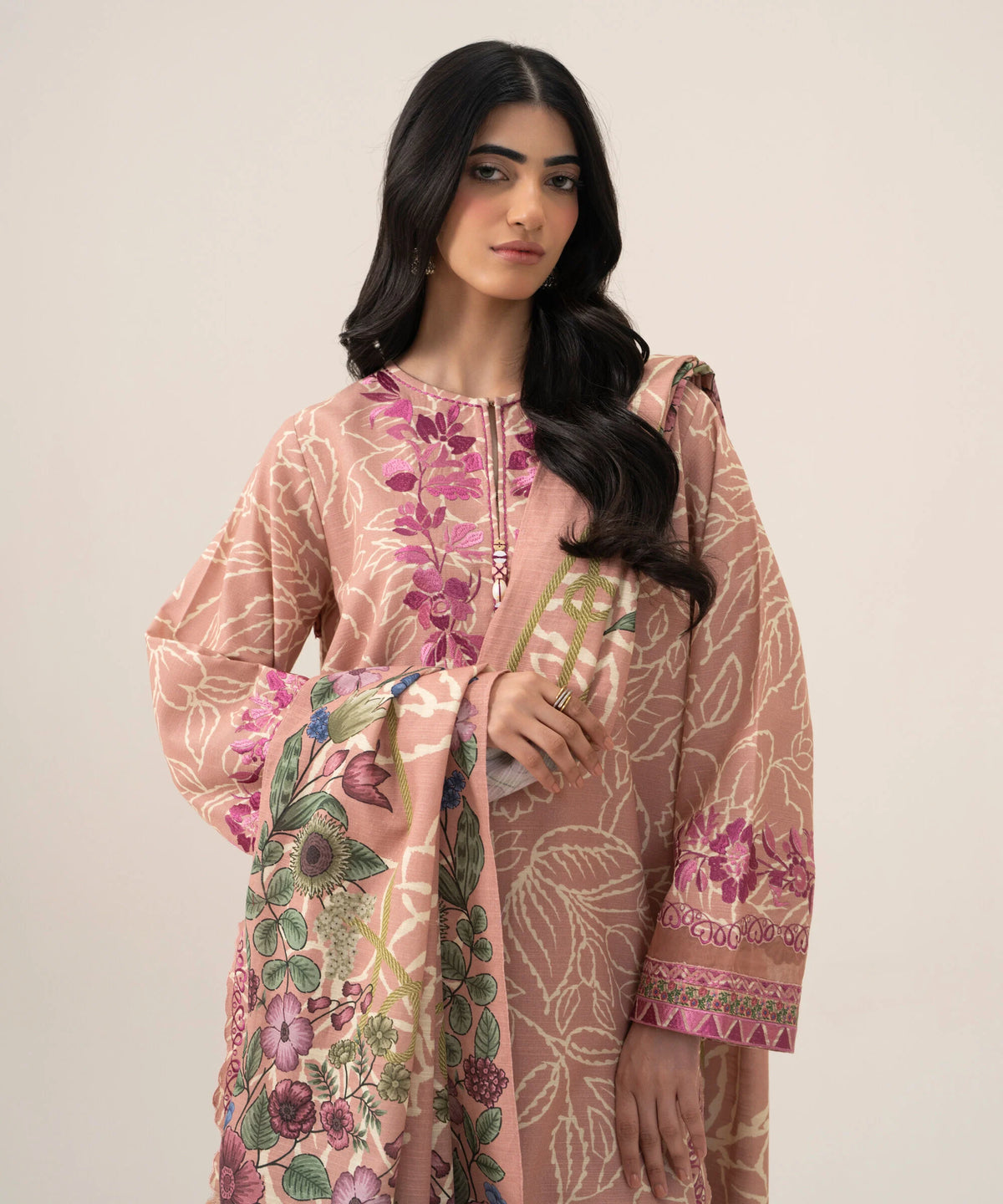3 Piece - Embroidered Lawn Suit