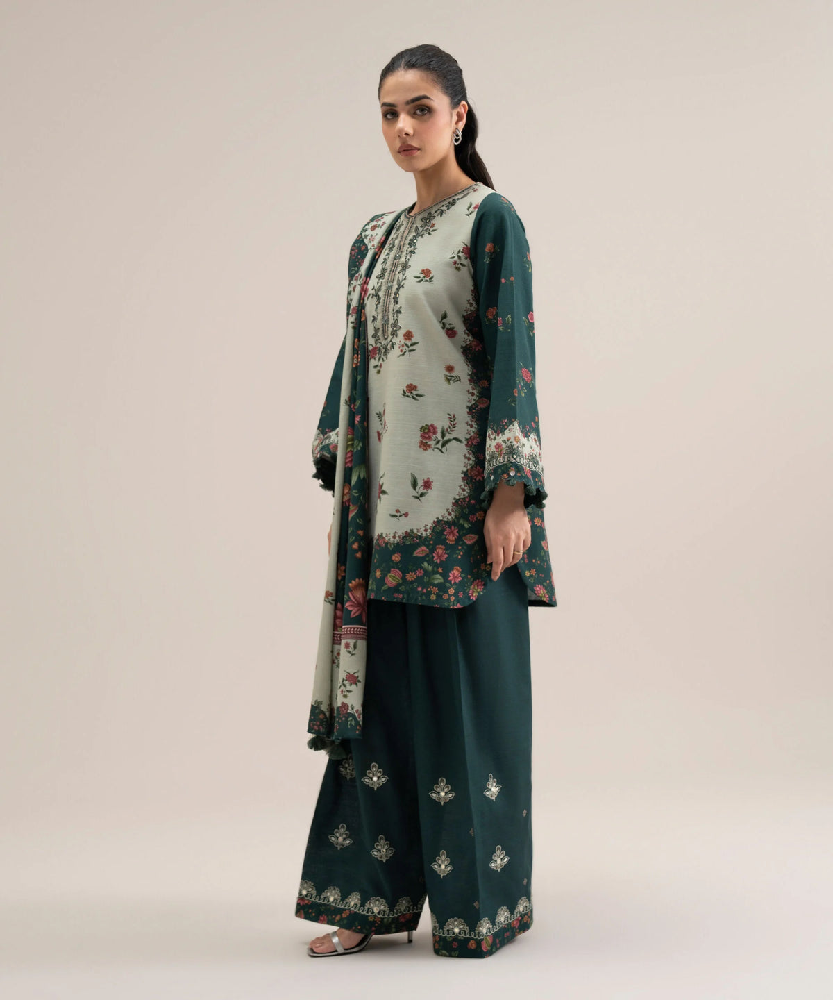 3 Piece - Embroidered Lawn Suit