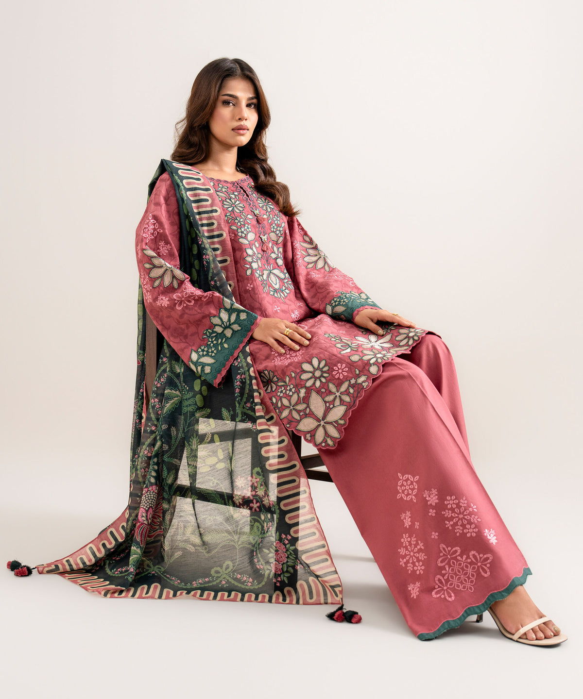 3 Piece - Embroidered Jacquard Suit