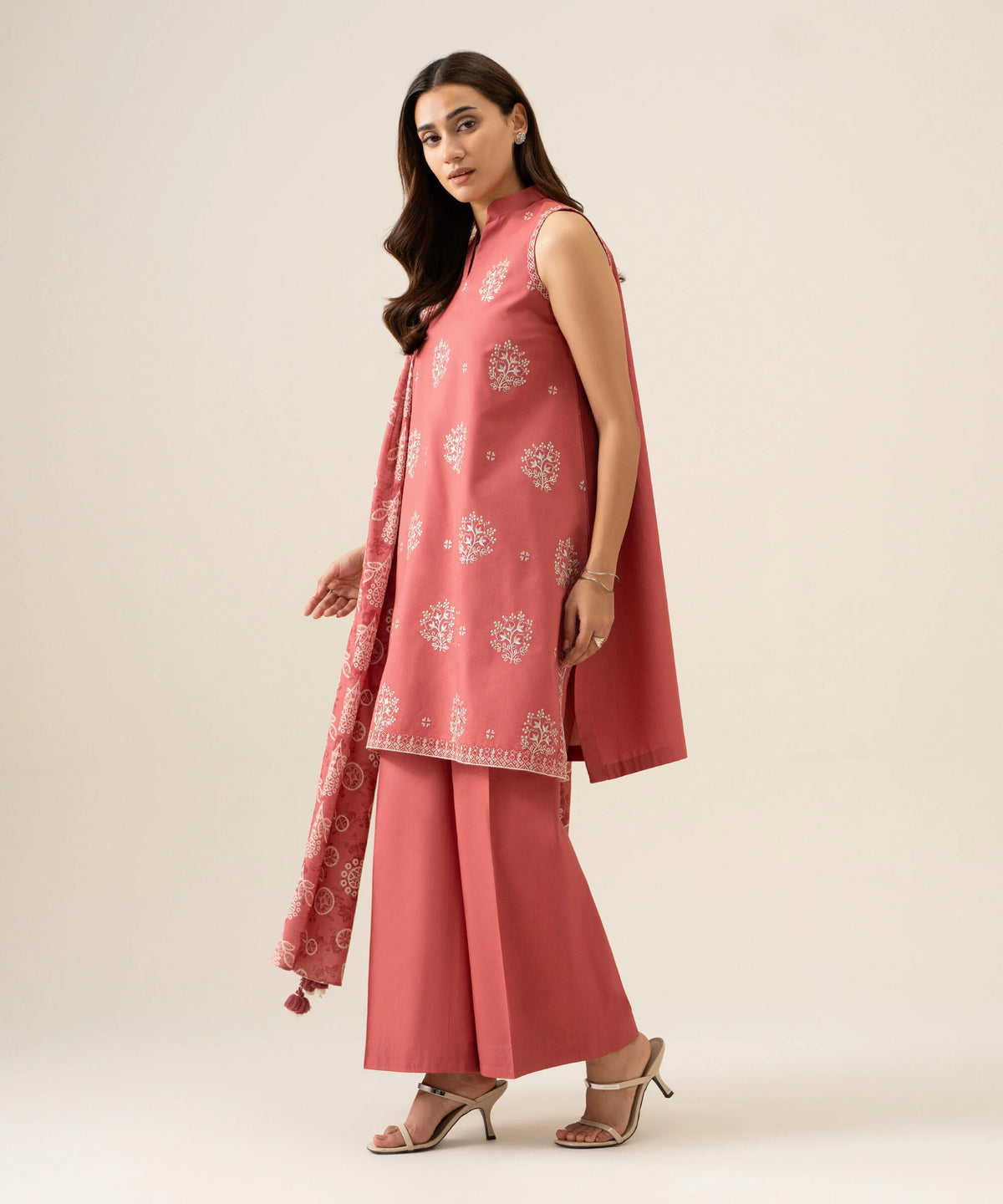 3 Piece - Embroidered Khaddar Suit