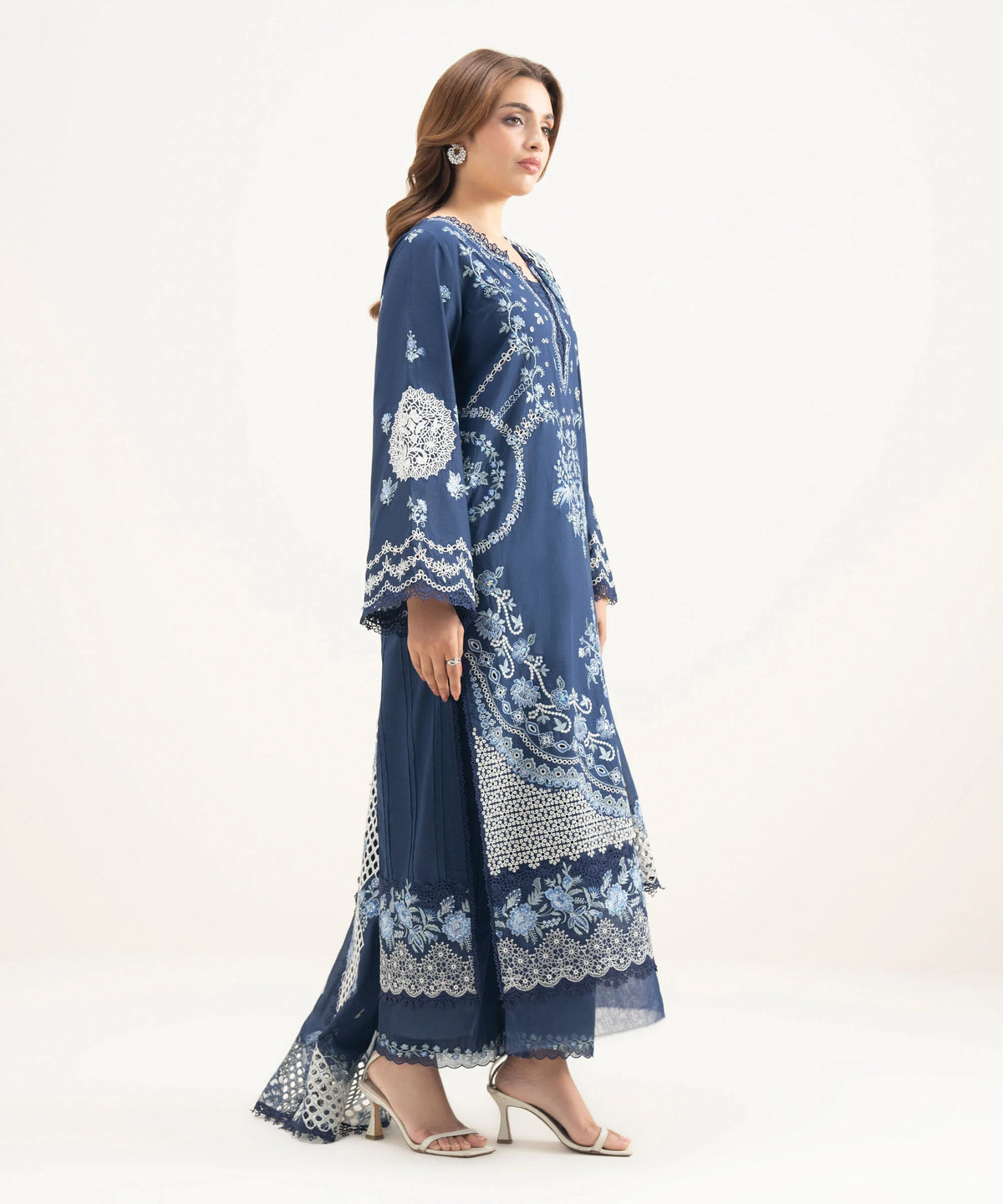 3 Piece - Embroidered Lawn Suit