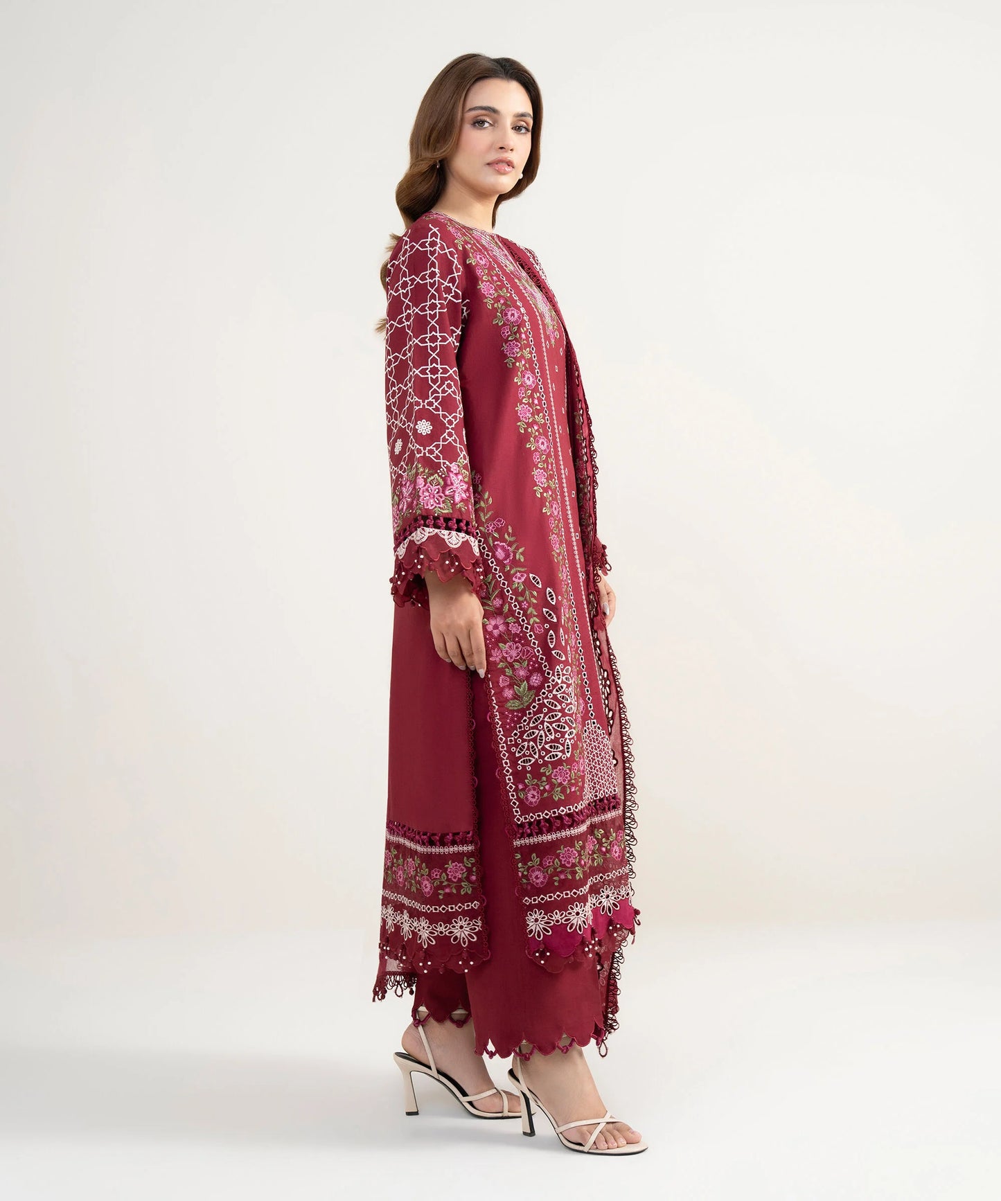 3 Piece - Embroidered Lawn Suit